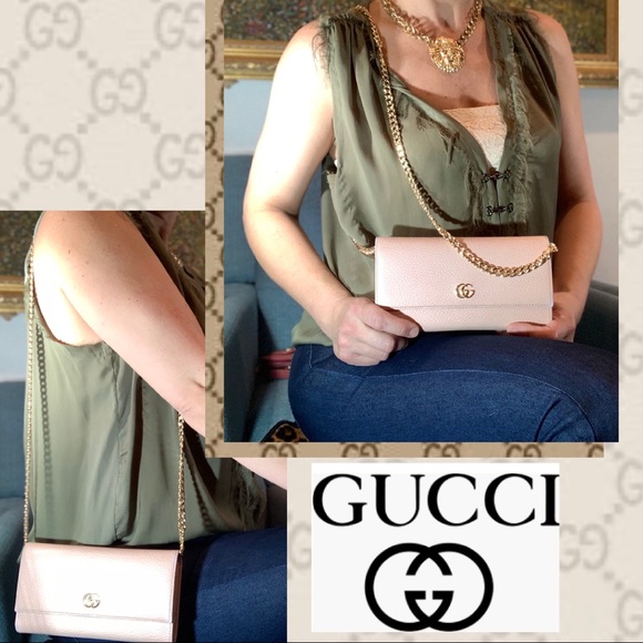 GUCCI Continental Wallet w/ Gold Chain - Picture 8 of 8